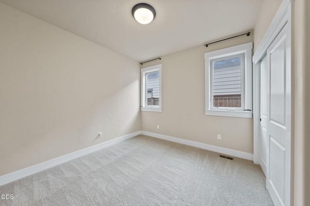 61048 SE Stari Most Loop, Bend, OR 97702