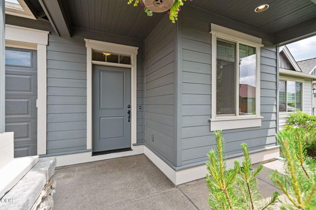 61048 SE Stari Most Loop, Bend, OR 97702