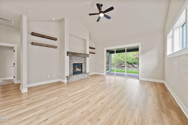 61048 SE Stari Most Loop, Bend, OR 97702