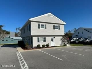 300 N 35th Street, Morehead City, NC 28557