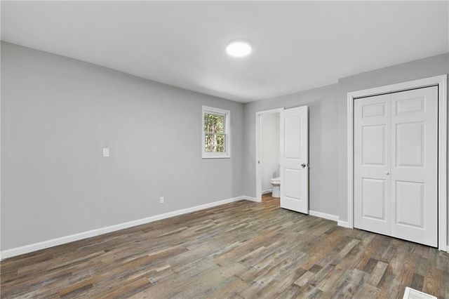477 Fairlane NW Circle, Atlanta, GA 30331