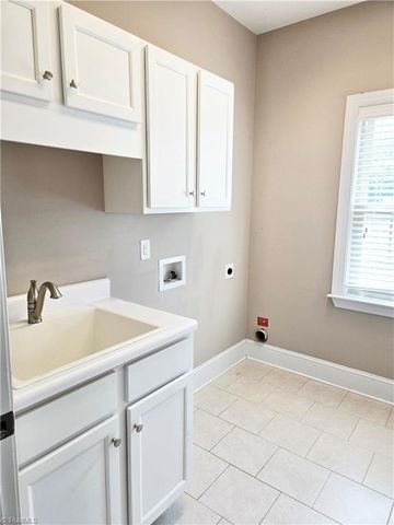 5029 Bennington Way, High Point, NC 27262