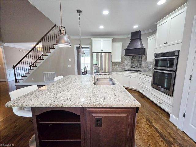 5029 Bennington Way, High Point, NC 27262