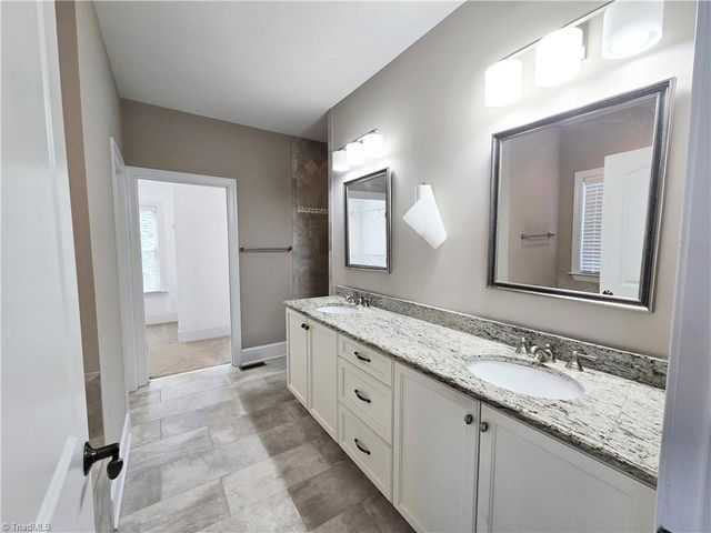 5029 Bennington Way, High Point, NC 27262