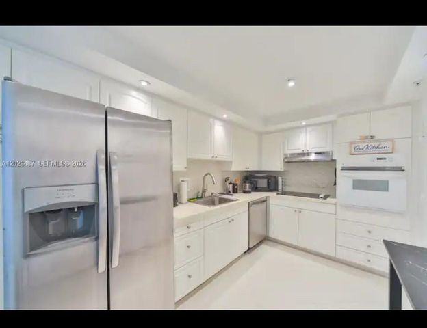 4001 S Ocean Drive 7L, Hollywood, FL 33019