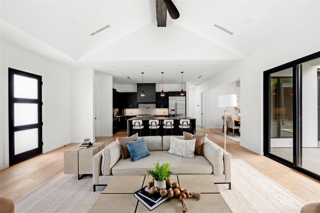 1803 Palo Duro RD, Austin, TX 78757