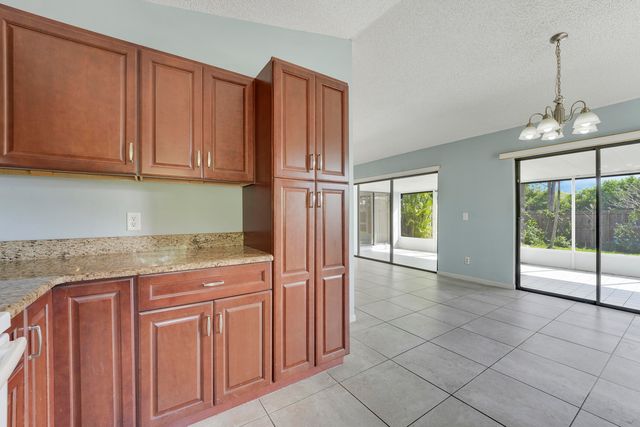 4617 SE Geneva Drive, Stuart, FL 34997