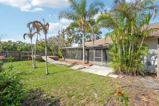 4617 SE Geneva Drive, Stuart, FL 34997