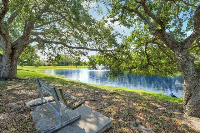 4617 SE Geneva Drive, Stuart, FL 34997