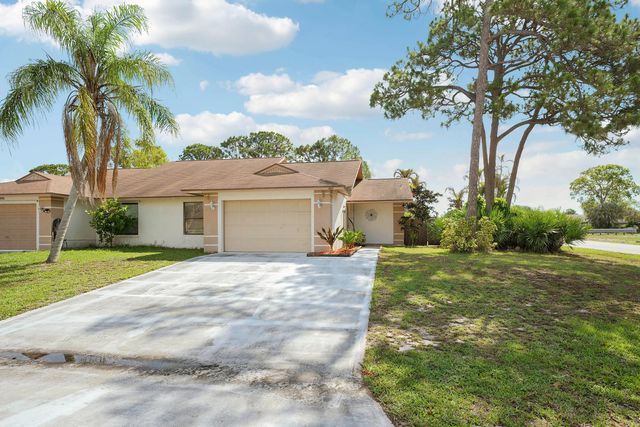 4617 SE Geneva Drive, Stuart, FL 34997