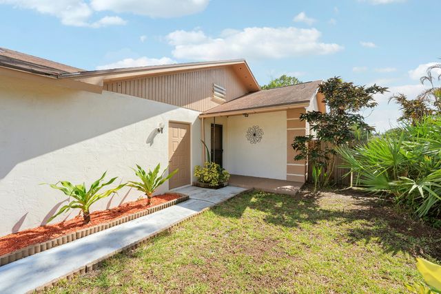 4617 SE Geneva Drive, Stuart, FL 34997