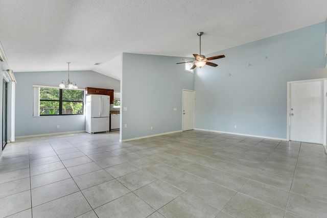 4617 SE Geneva Drive, Stuart, FL 34997