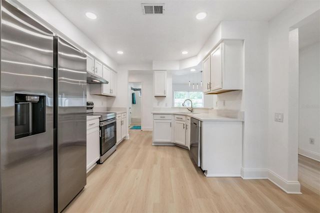 4208 PINE ISLE DRIVE, Lutz, FL 33558