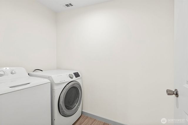 7203 126th Street E, Puyallup, WA 98373