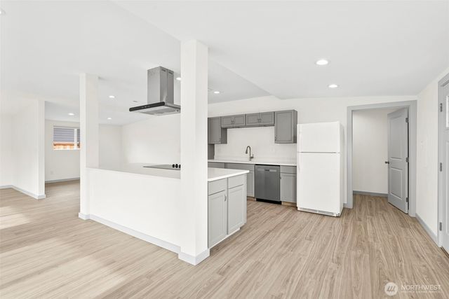 7203 126th Street E, Puyallup, WA 98373