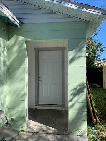 2103 W CHERRY STREET, Tampa, FL 33607