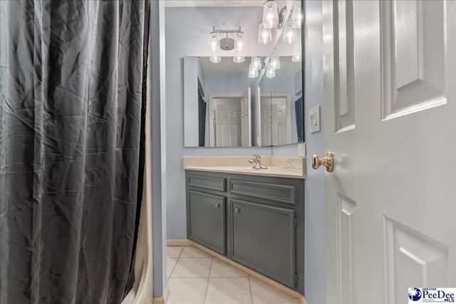 1817 Brandon Dr., Florence, SC 29505