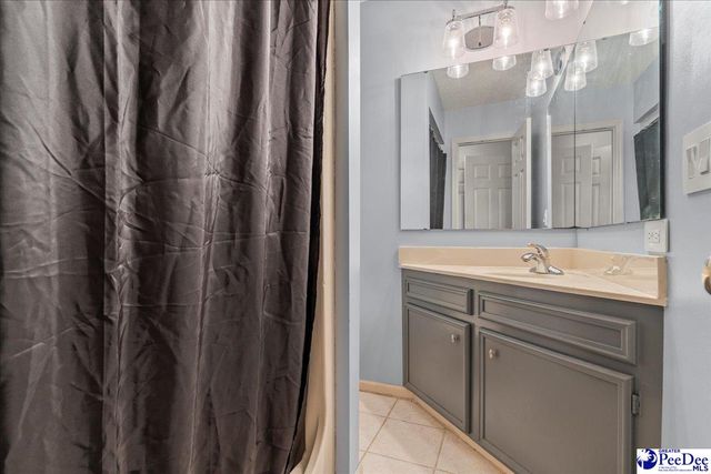 1817 Brandon Dr., Florence, SC 29505