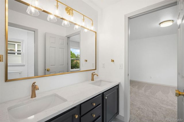 869 Shadowstone Drive, Highlands Ranch, CO 80129