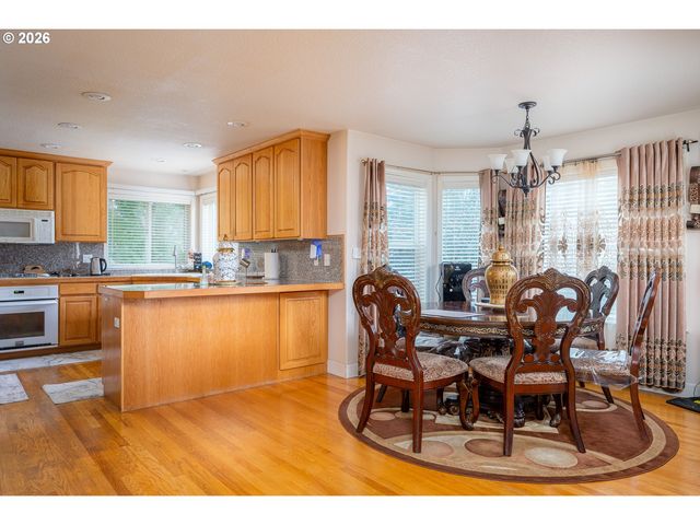 5435 Se OLD WOODS Loop, Gresham, OR 97080