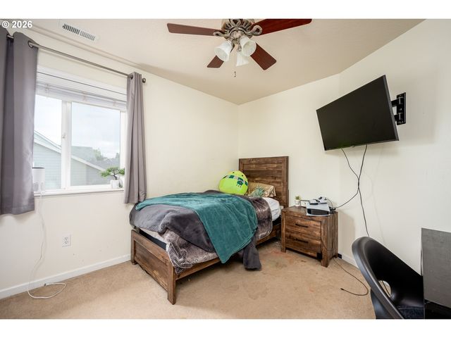 5435 Se OLD WOODS Loop, Gresham, OR 97080