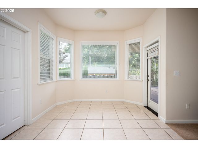 5435 Se OLD WOODS Loop, Gresham, OR 97080