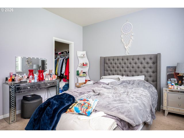 5435 Se OLD WOODS Loop, Gresham, OR 97080