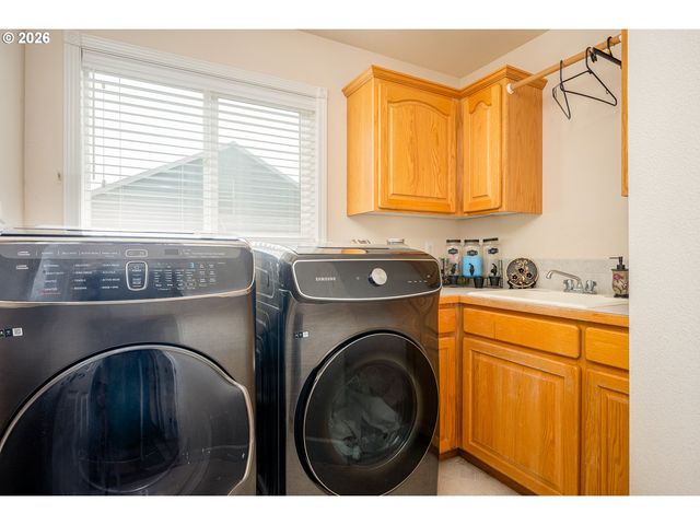 5435 Se OLD WOODS Loop, Gresham, OR 97080