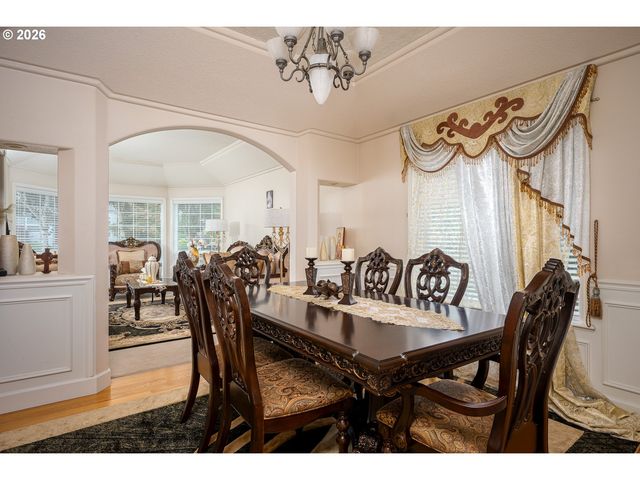 5435 Se OLD WOODS Loop, Gresham, OR 97080
