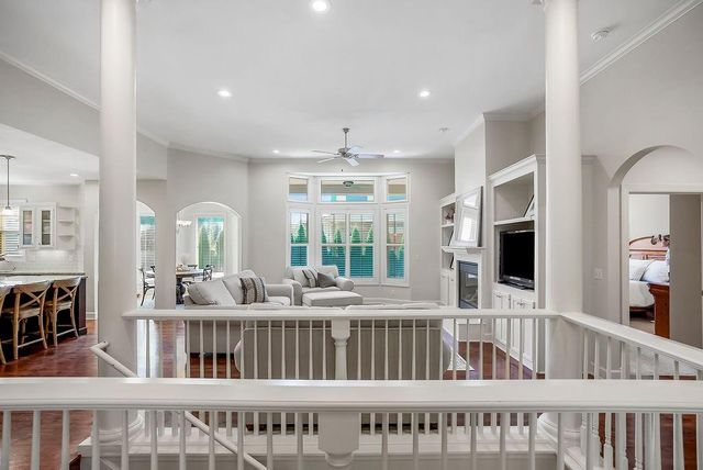 10237 Marion Street, Lenexa, KS 66220