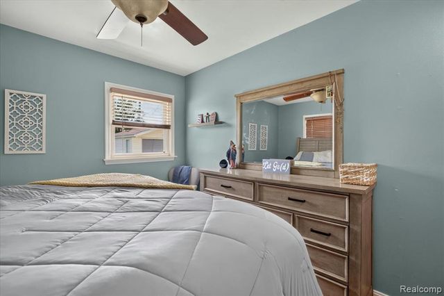 23002 Carolina Street, Saint Clair Shores, MI 48080