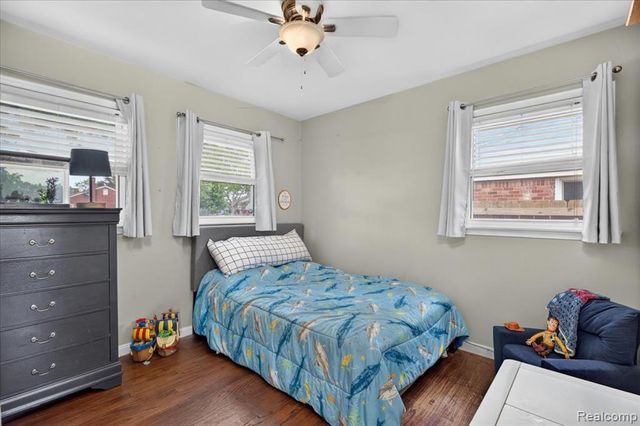 23002 Carolina Street, Saint Clair Shores, MI 48080