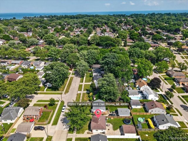 23002 Carolina Street, Saint Clair Shores, MI 48080