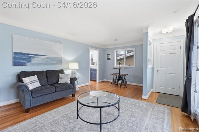 314 Debra Lane, Northville, MI 48167