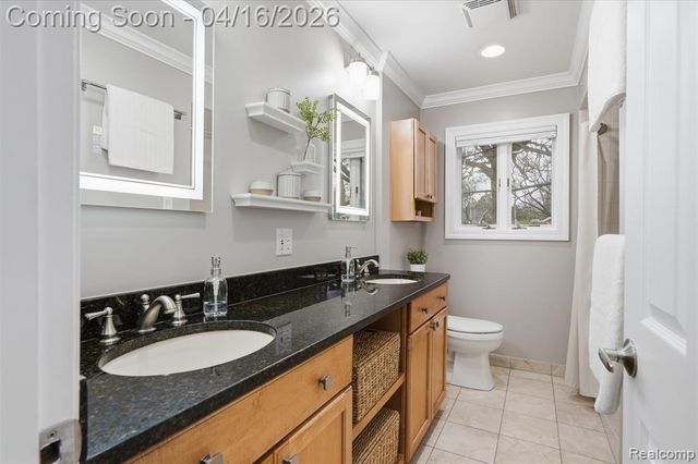 314 Debra Lane, Northville, MI 48167