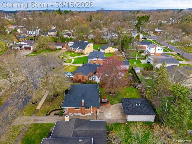 314 Debra Lane, Northville, MI 48167