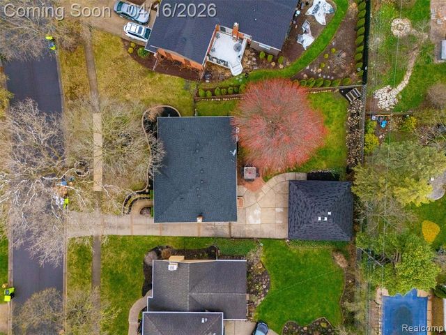 314 Debra Lane, Northville, MI 48167