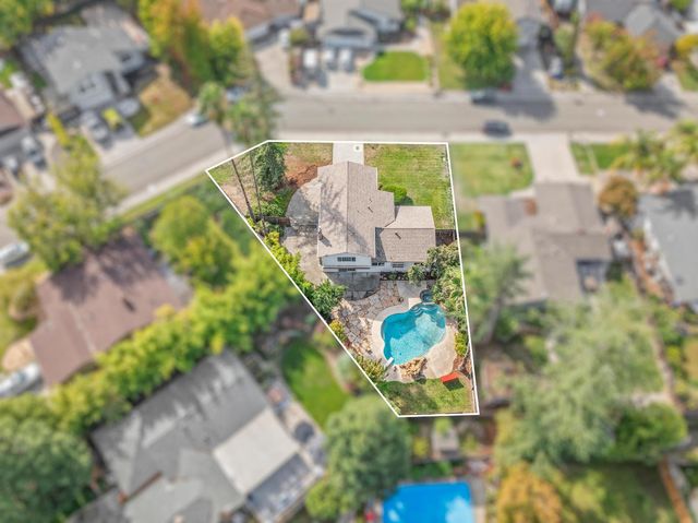 8129 S English Oak Way, Citrus Heights, CA 95610