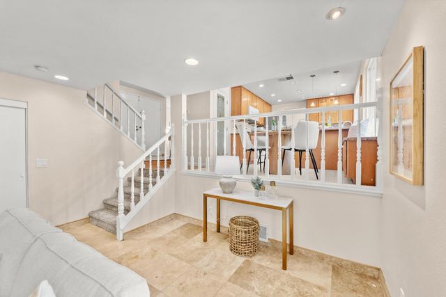 8129 S English Oak Way, Citrus Heights, CA 95610