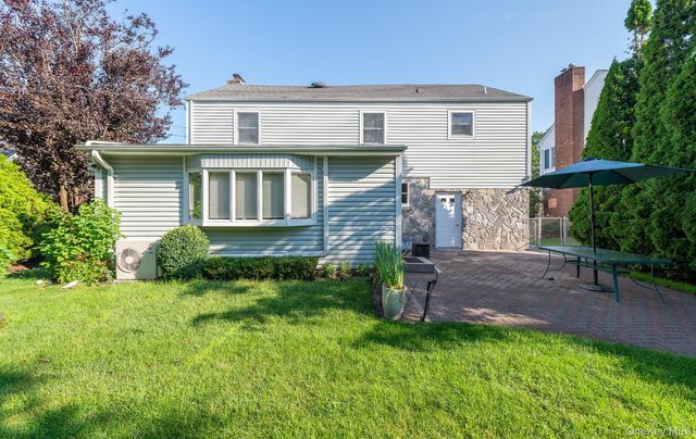 74 Mulberry Avenue, Garden City, NY 11530