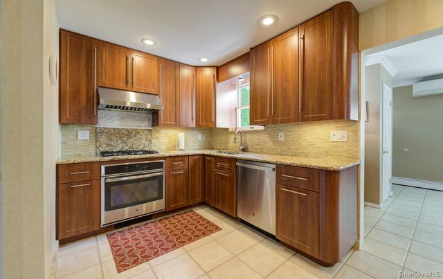 74 Mulberry Avenue, Garden City, NY 11530