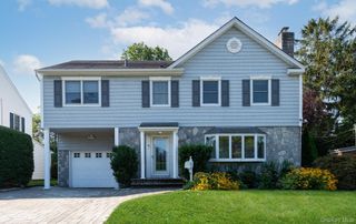 74 Mulberry Avenue, Garden City, NY 11530