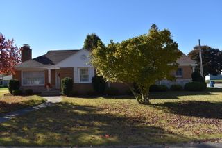 501 S Main Street, Flanagan, IL 61740