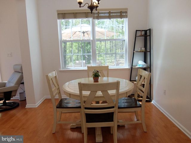 247 BRINLEY DR, Pennington, NJ 08534