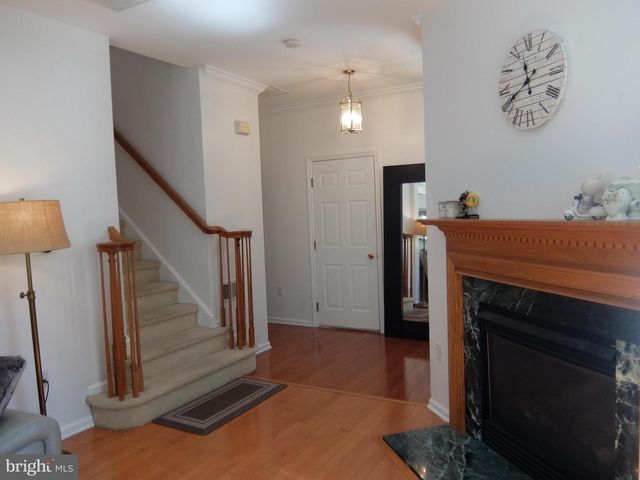 247 BRINLEY DR, Pennington, NJ 08534