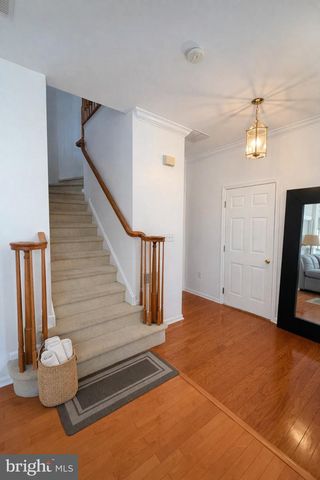247 BRINLEY DR, Pennington, NJ 08534
