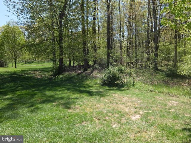 247 BRINLEY DR, Pennington, NJ 08534