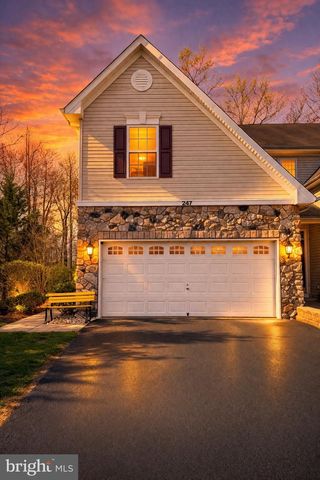 247 BRINLEY DR, Pennington, NJ 08534