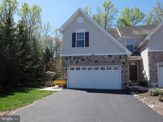 247 BRINLEY DR, Pennington, NJ 08534