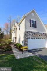 247 BRINLEY DR, Pennington, NJ 08534